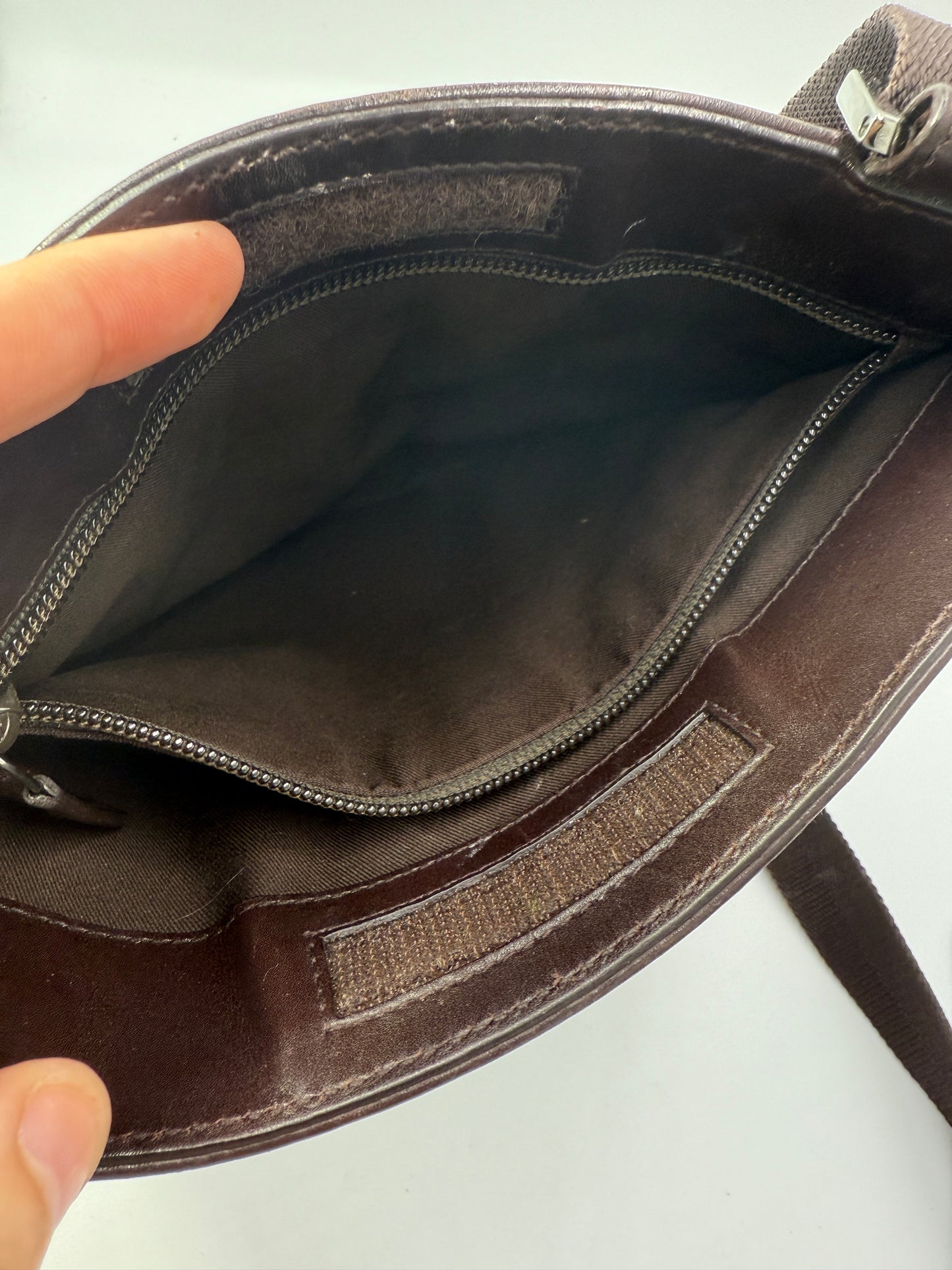 Gucci Guccissima Brown Leather Crossbody Unisex