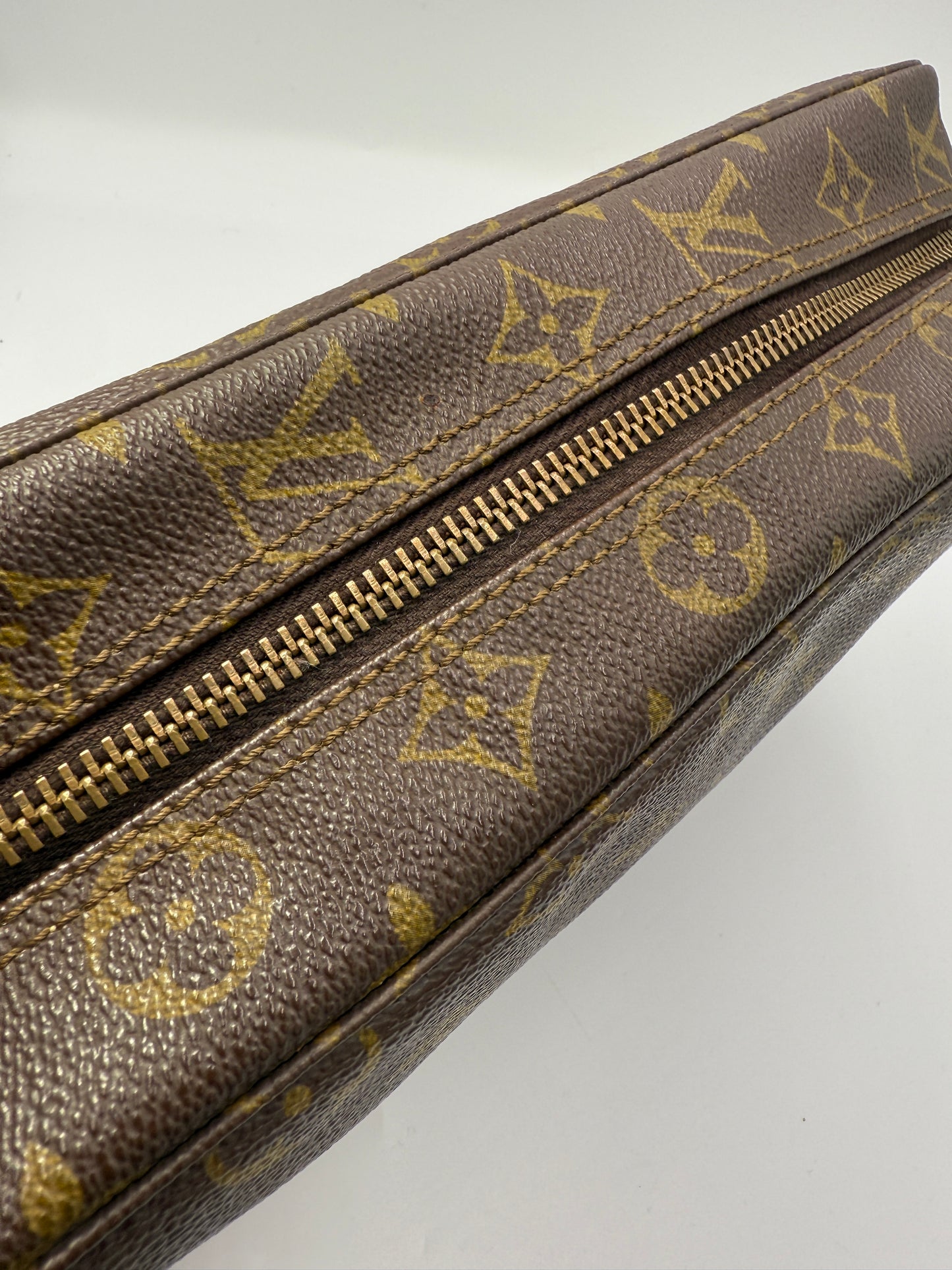 Louis Vuitton Monogram Coated Canvas Toiletry 28 cm