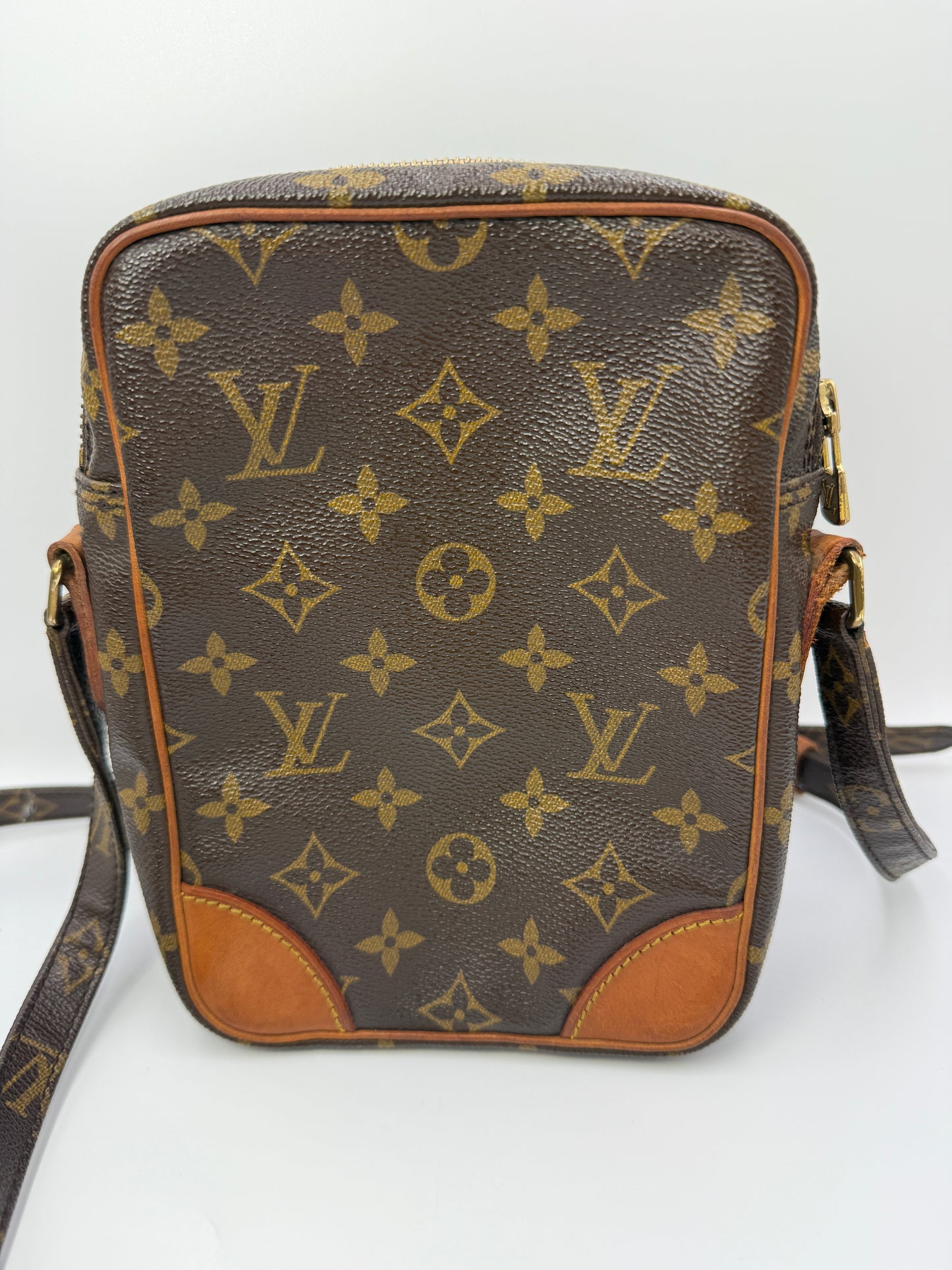 Louis Vuitton Monogram Coated Canvas Amazone Crossbody TH8906