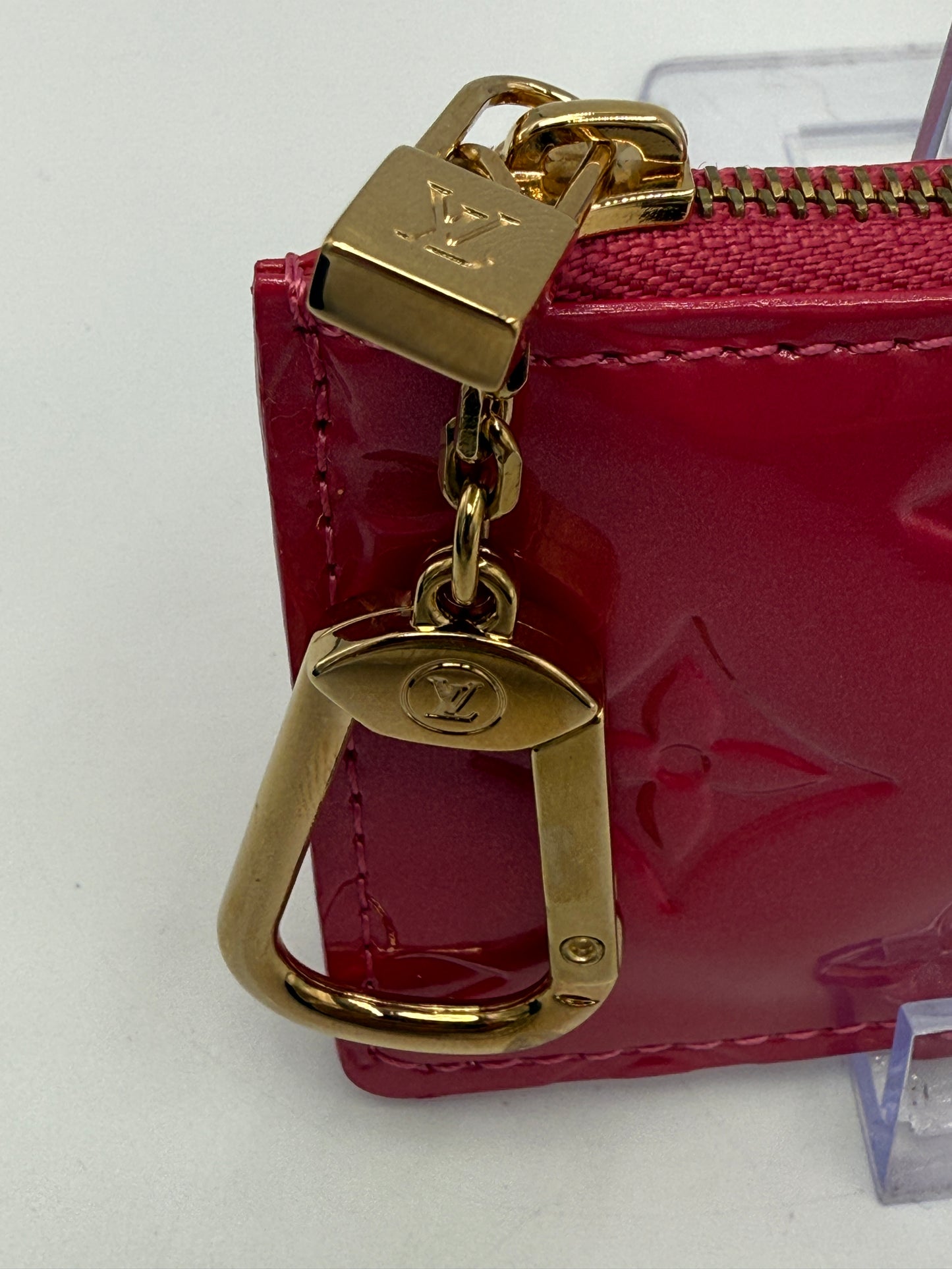 Louis Vuitton  Barbie PInk Vernis Key Cles CA0026