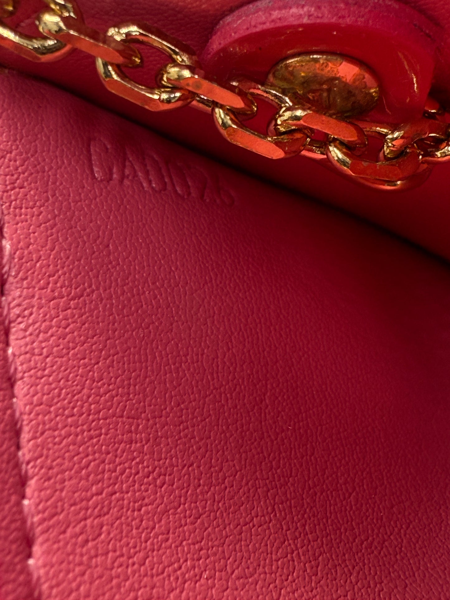 Louis Vuitton  Barbie PInk Vernis Key Cles CA0026