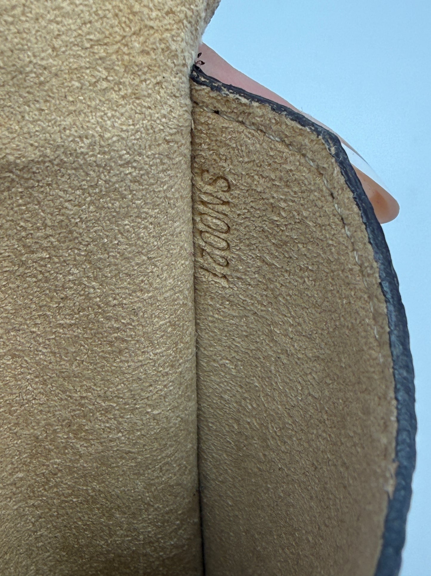 Louis Vuitton Monogram Coated Canvas Glasses Case Flap Closure SN0021