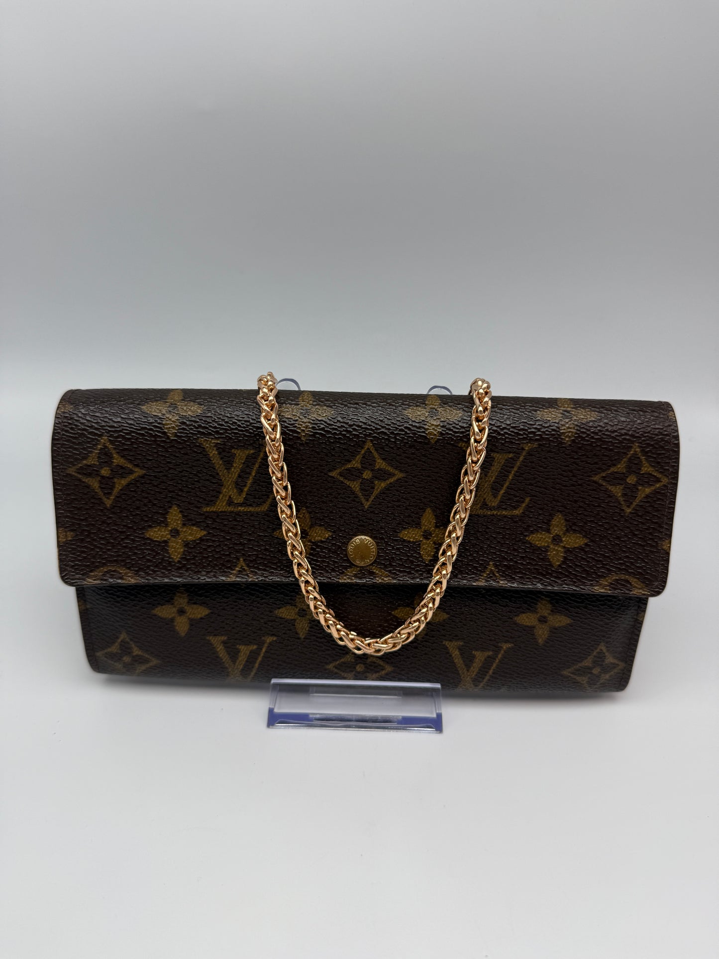 Louis Vuitton Monogram Sarah Wallet with Unbranded Chain CT0025