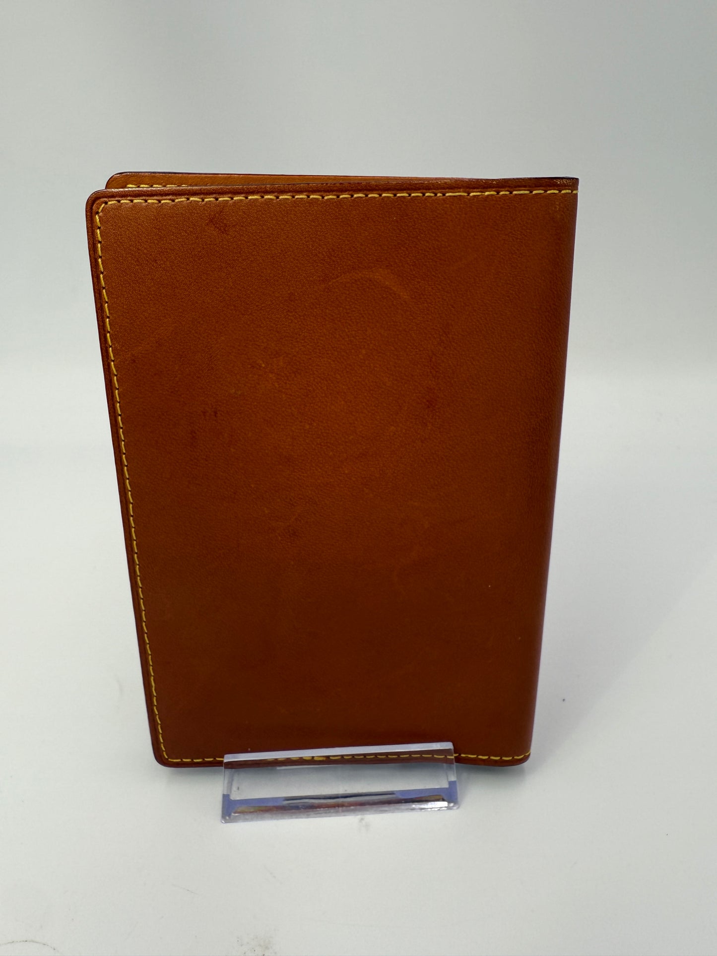 Louis Vuitton Leather Passport Holder CA1022