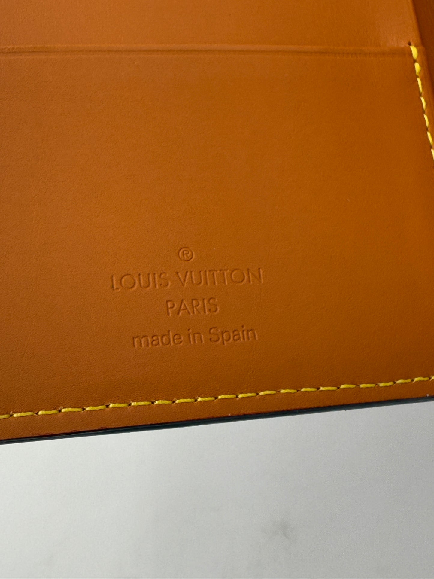 Louis Vuitton Leather Passport Holder CA1022