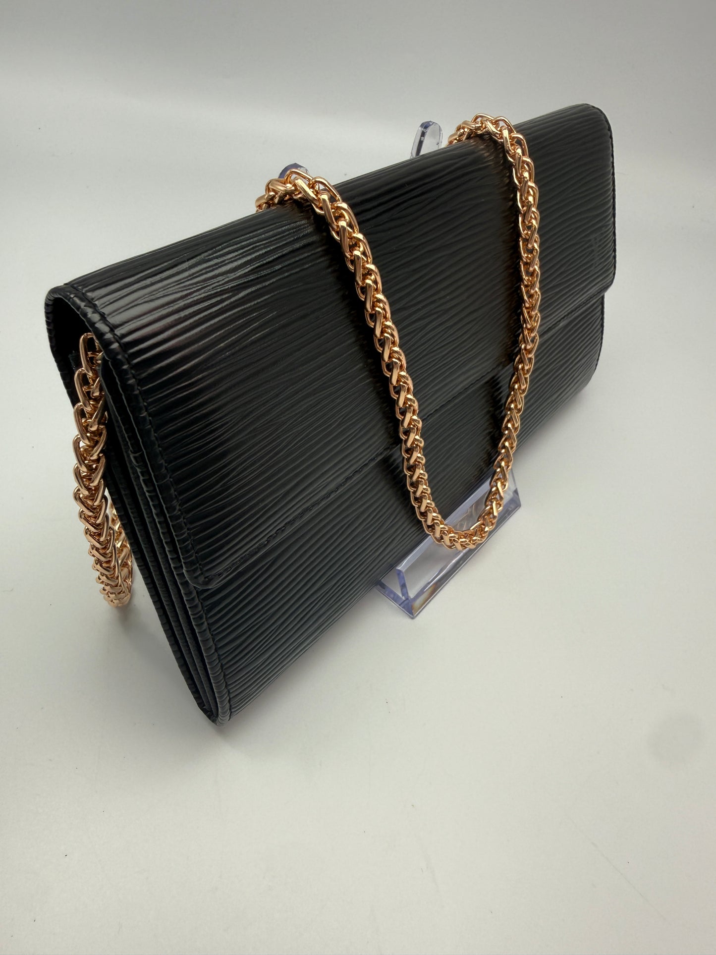 Louis Vuitton Black Epi Leather Sarah Wallet CA0926